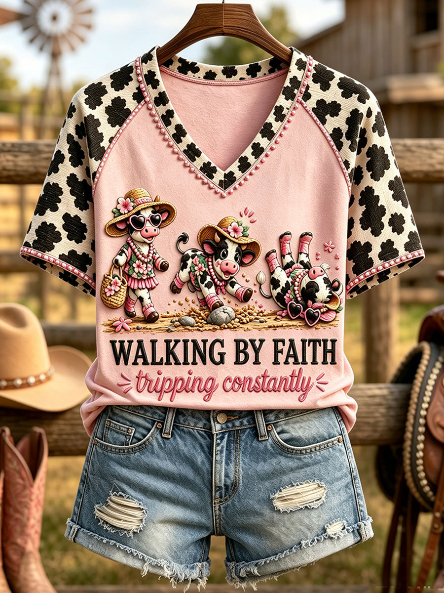 Damska koszulka Walking By Faith Tripping Stale z dekoltem w serek