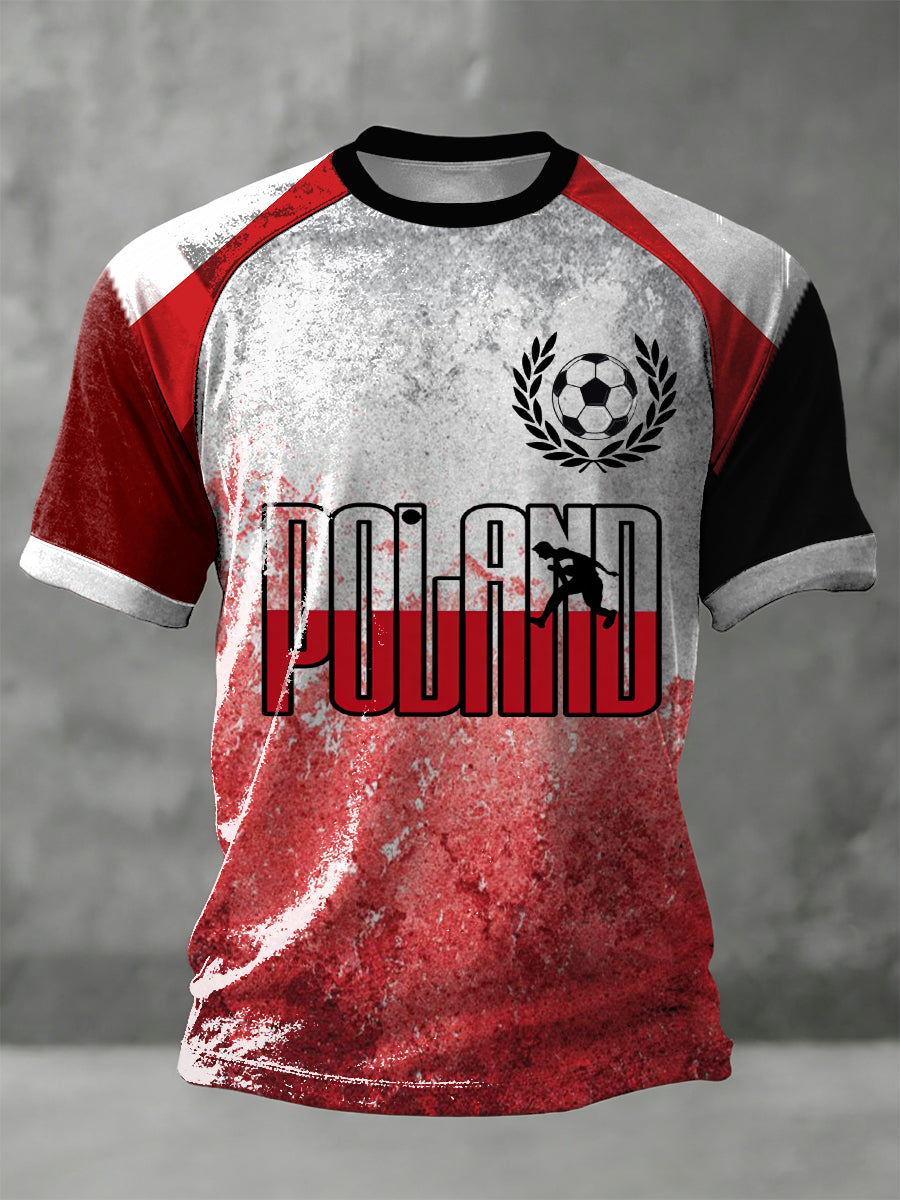 Męska koszulka z grafiką w trudnej sytuacji w Polsce