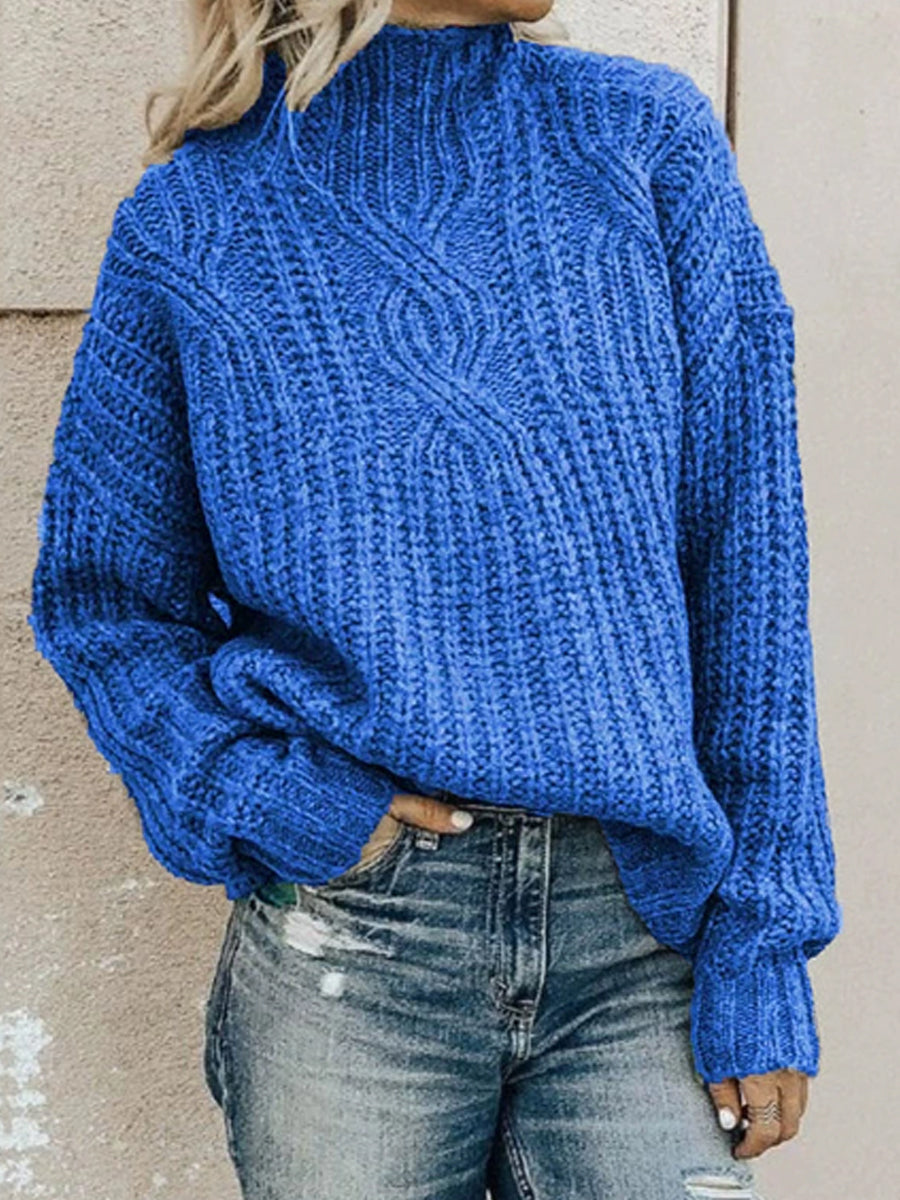 Damski sweter z golfem z dzianiny kablowej