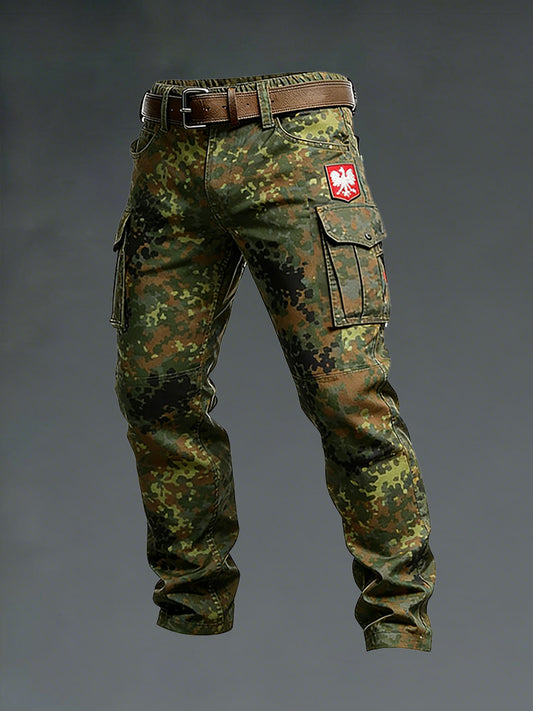 Męskie spodnie cargo z kamuflażowym nadrukiem w stylu distressed