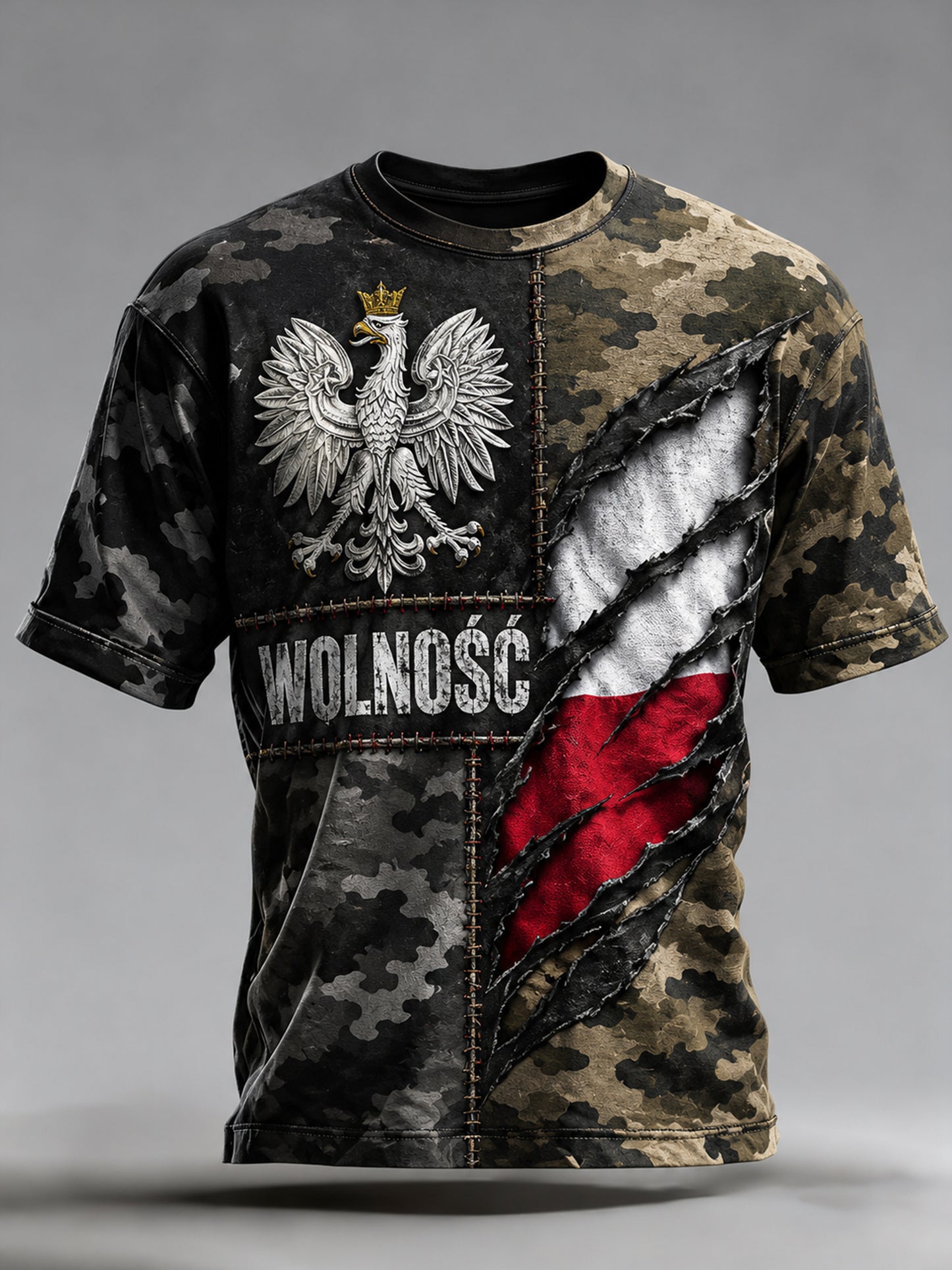 Męski T-shirt z polskimi elementami kamuflażowymi i artystycznym panelowym nadrukiem