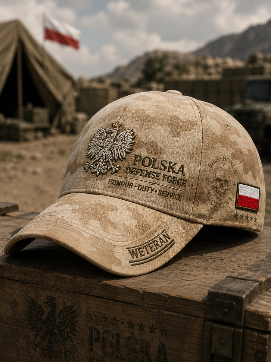 Czapka z wojskowym nadrukiem w stylu vintage