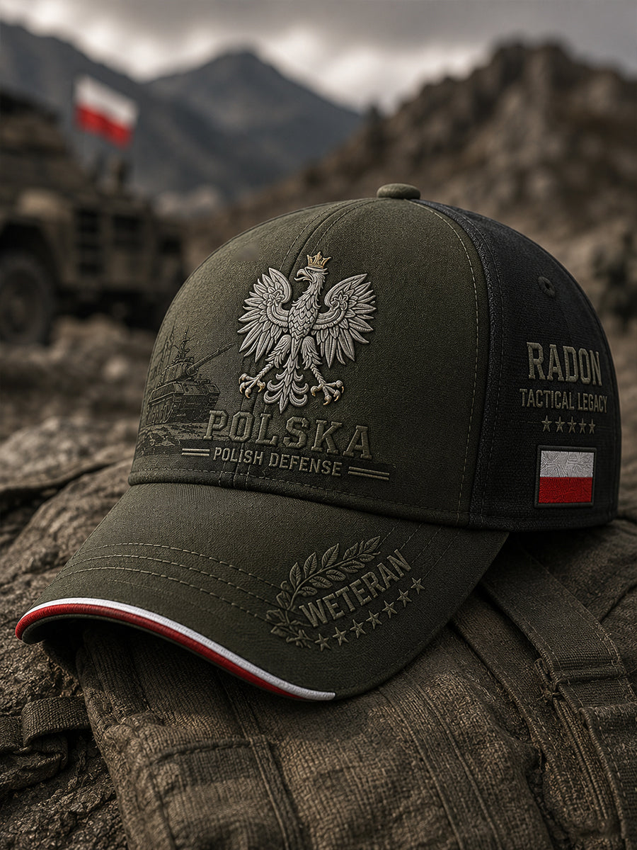 Czapka z wojskowym nadrukiem w stylu vintage