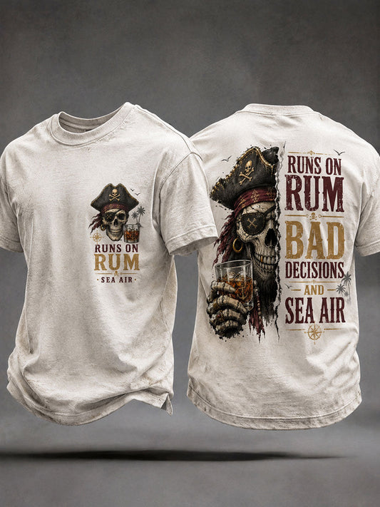 Męskie koszulki „ Runs On Rum, Bad Decisions i Sea Air”