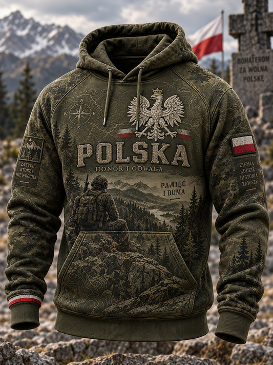Męski polski wojskowy sweter z kapturem o oversized kroju i opadającymi ramionami, z kieszeniami